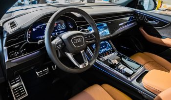 Audi RS Q8 lleno