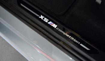 BMW X5 M Competition lleno