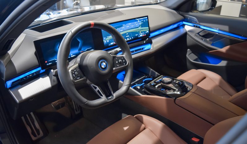 BMW I5 M60 xDrive lleno