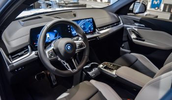 BMW iX2 xDrive30 lleno