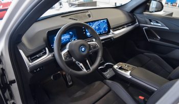 BMW iX1 xDrive30 lleno