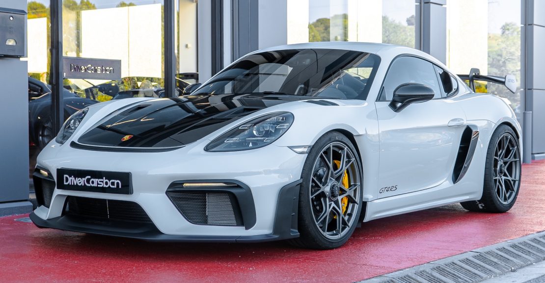 Porsche Cayman GT4 RS