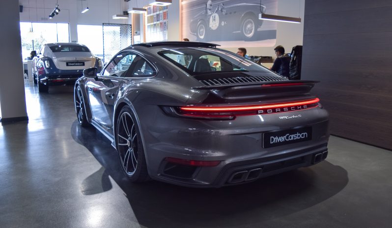 Porsche 911 Turbo S lleno