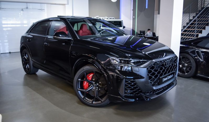 Audi RSQ8 Performance lleno