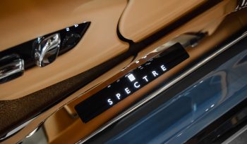 Rolls Royce Spectre lleno