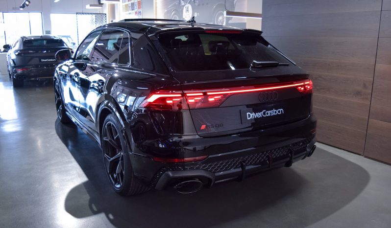 Audi RSQ8 Performance lleno